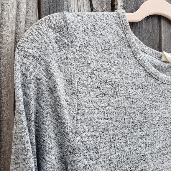 GAP Crop Top Sz L - Picture 4 of 4